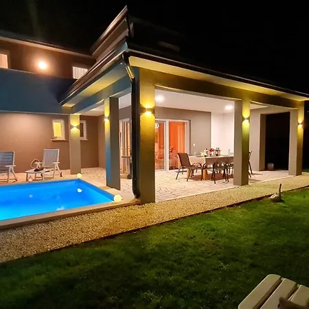 Villa Robert Kastelir Exterior photo
